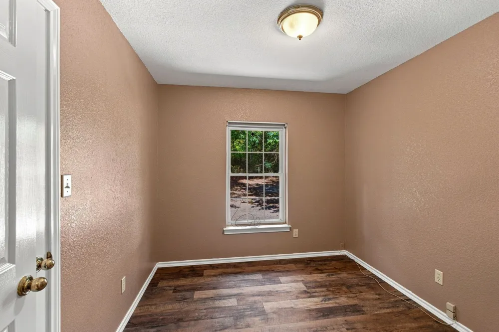 31003 Doe Run Court Whitney, TX 76692