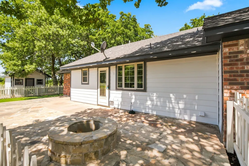 31003 Doe Run Court Whitney, TX 76692