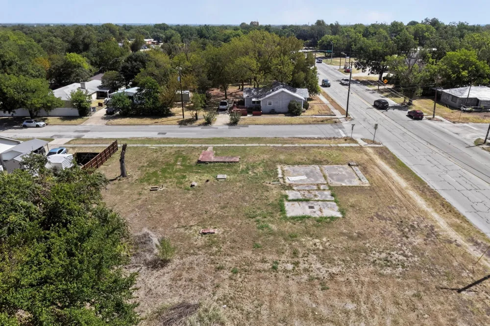 814 Martin Luther King Boulevard Corsicana, TX 75110