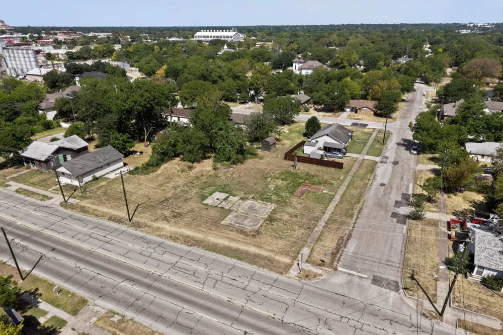 814 Martin Luther King Boulevard Corsicana, TX 75110