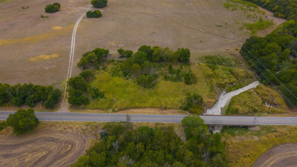 2615 S Houston School Road Lancaster, TX 75146