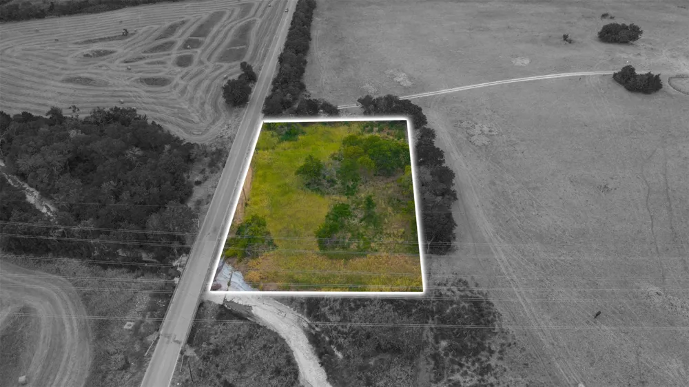 2615 S Houston School Road Lancaster, TX 75146