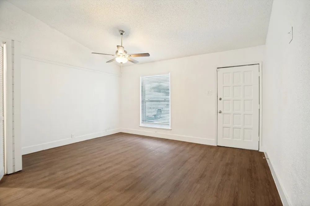 1412 E Park Boulevard Plano, TX 75074