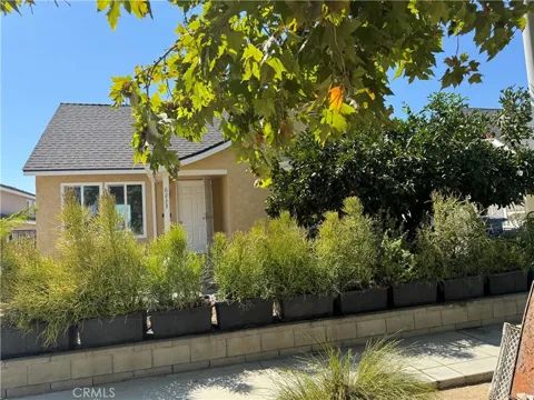 6233 Rosemead