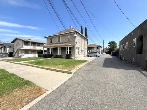 3447 4th Street #2