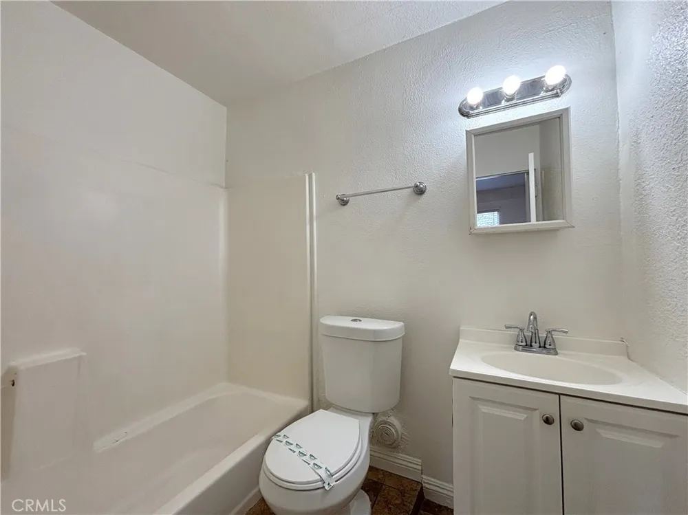 3447 4th Street #2 Riverside, CA 92501