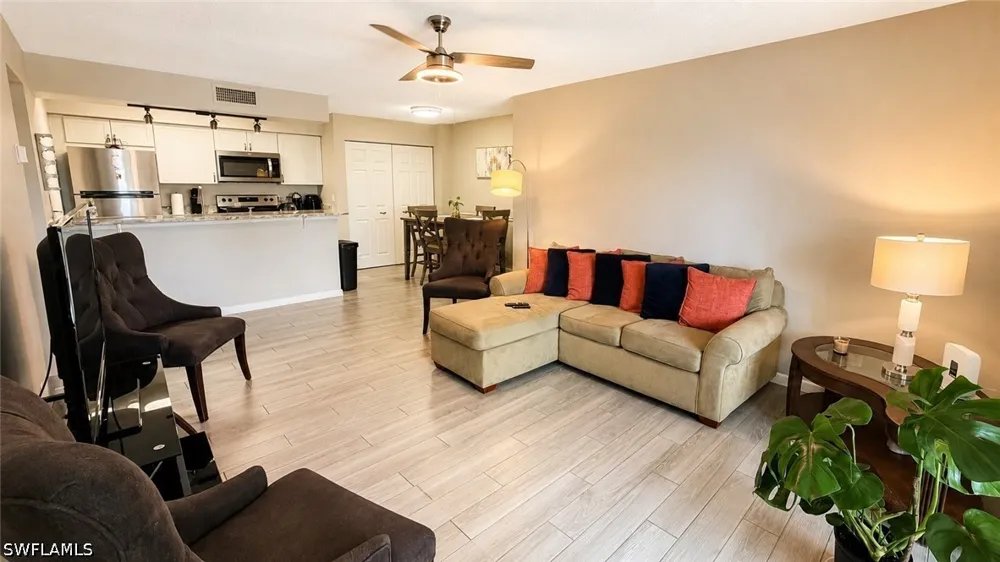Summerlin Road #2112 Fort Myers, FL 33919