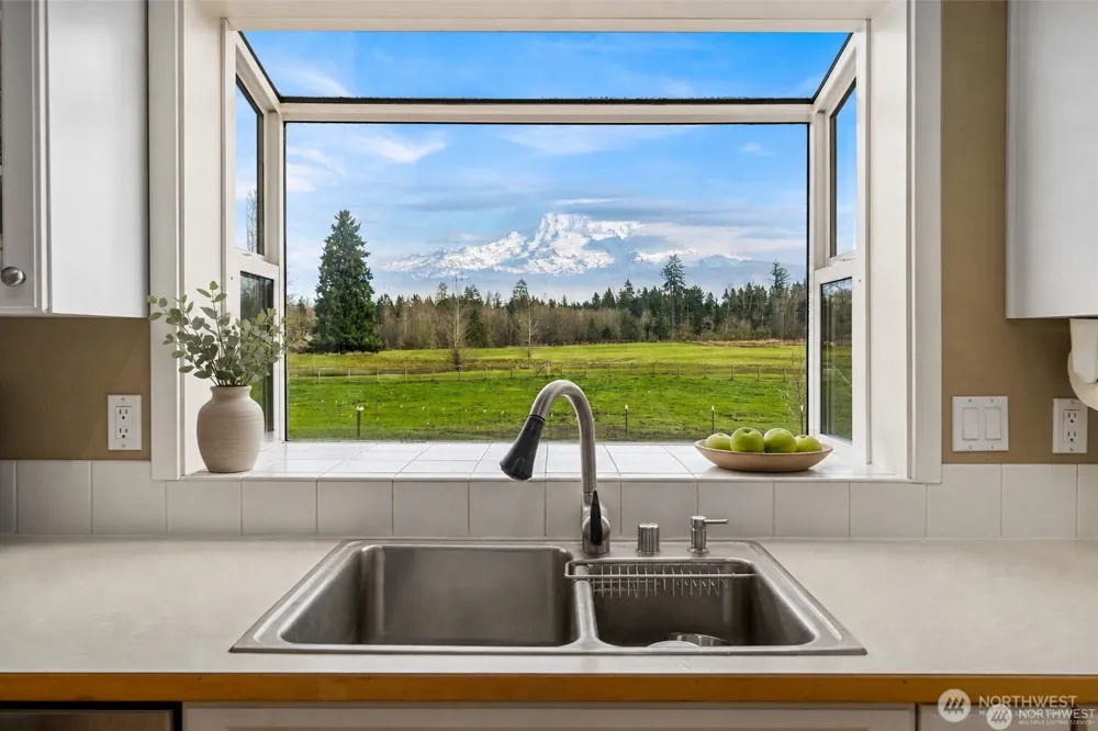 33111 78th Avenue E Eatonville, WA 98328