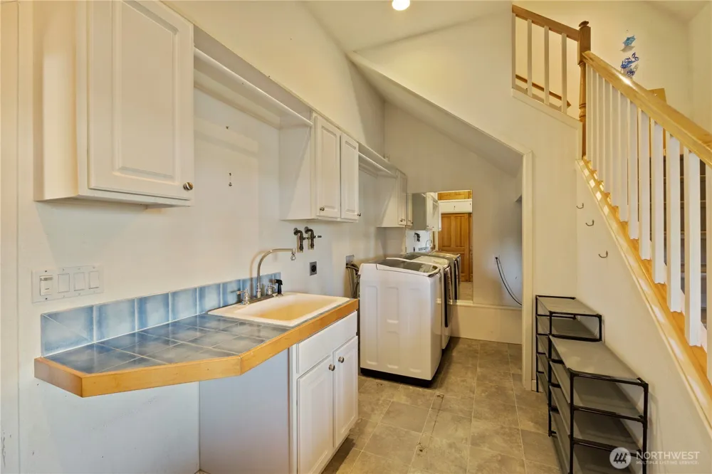 33111 78th Avenue E Eatonville, WA 98328