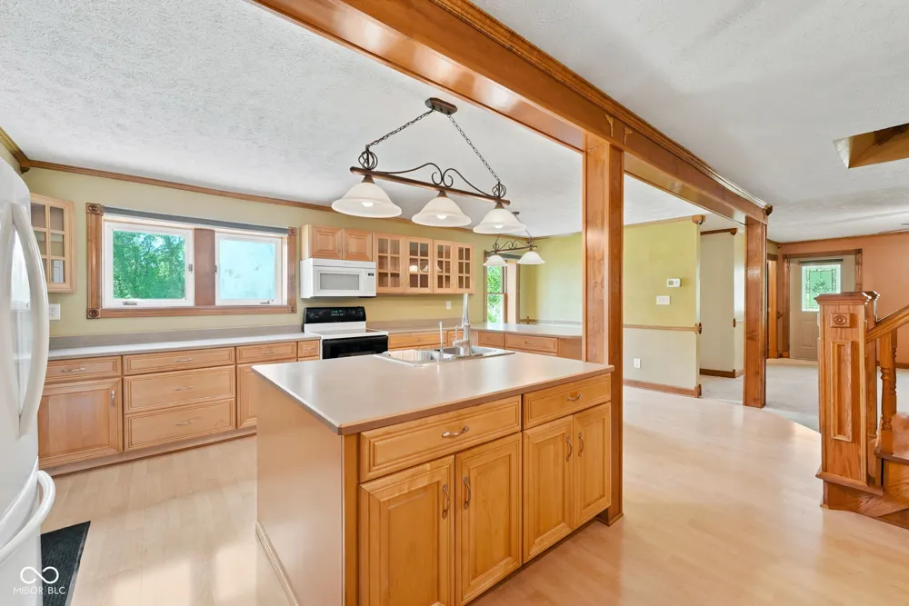 2100 County Road 800 W Yorktown, IN 47396