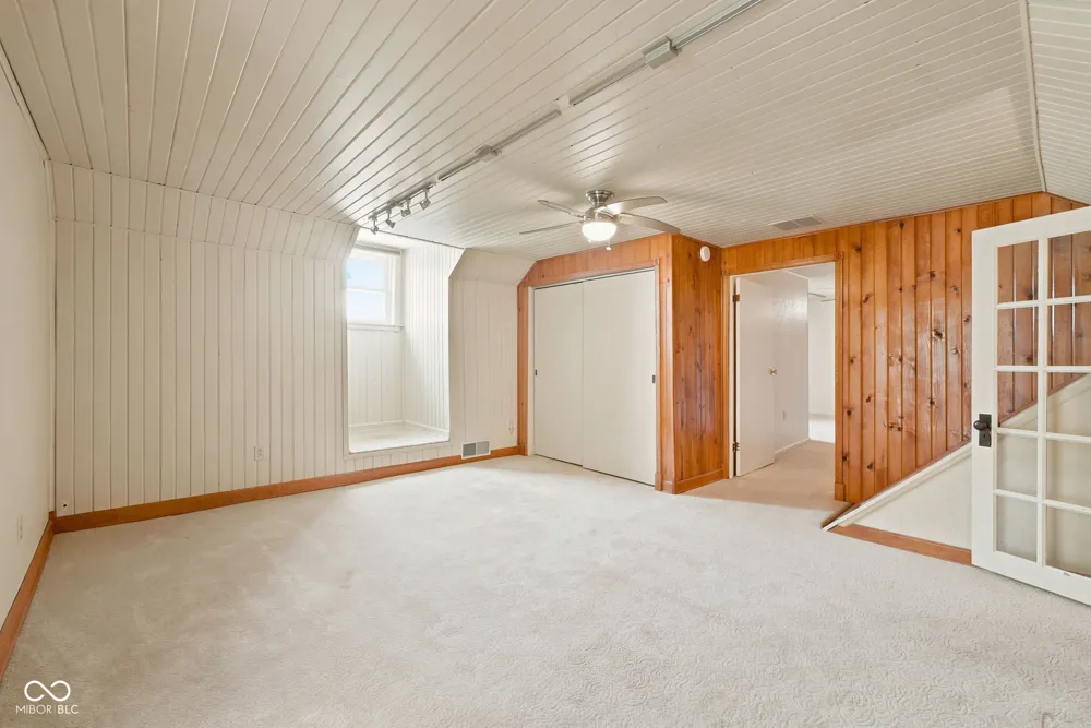 2100 County Road 800 W Yorktown, IN 47396