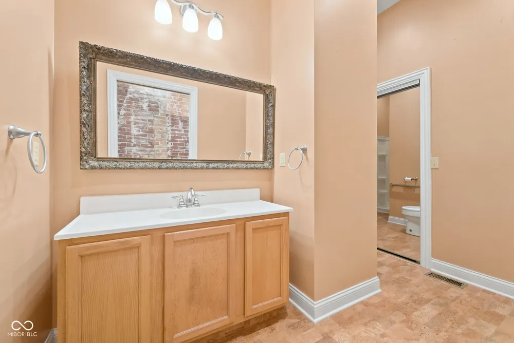 2100 County Road 800 W Yorktown, IN 47396