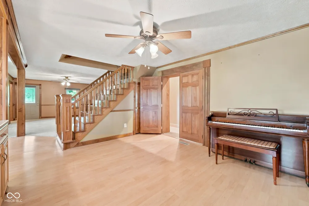 2100 County Road 800 W Yorktown, IN 47396