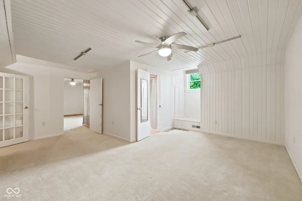 2100 County Road 800 W Yorktown, IN 47396