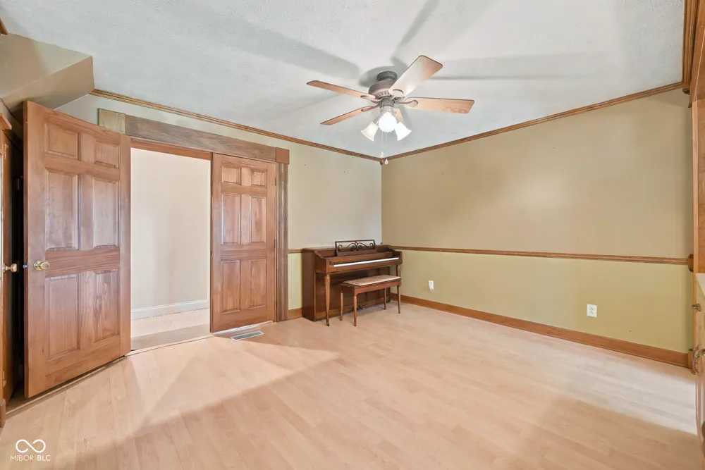 2100 County Road 800 W Yorktown, IN 47396
