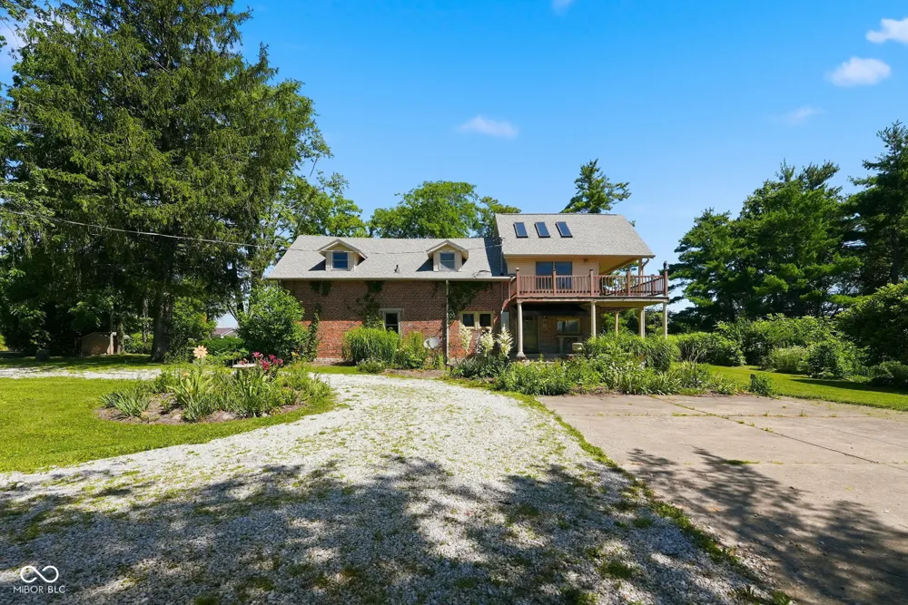2100 County Road 800 W Yorktown, IN 47396