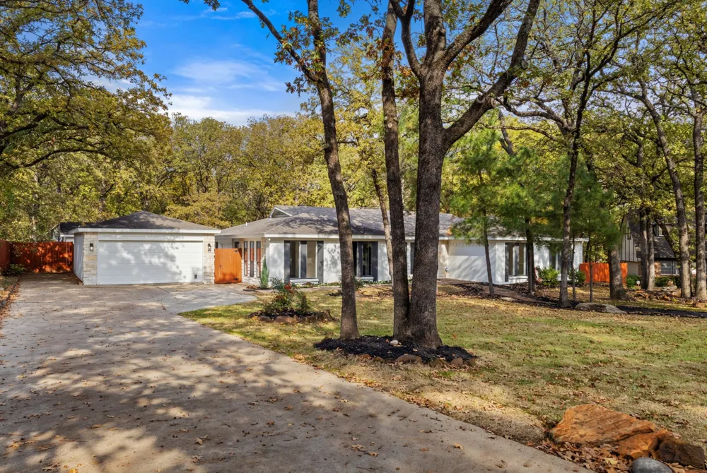 504 Chisolm Court Colleyville, TX 76034