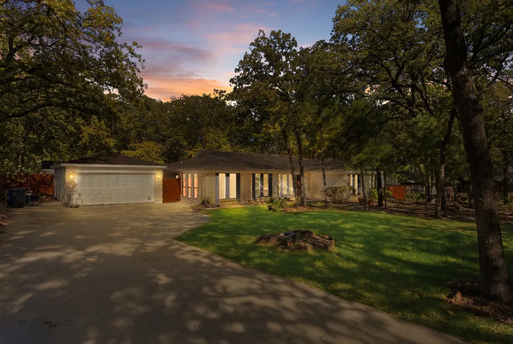 504 Chisolm Court Colleyville, TX 76034