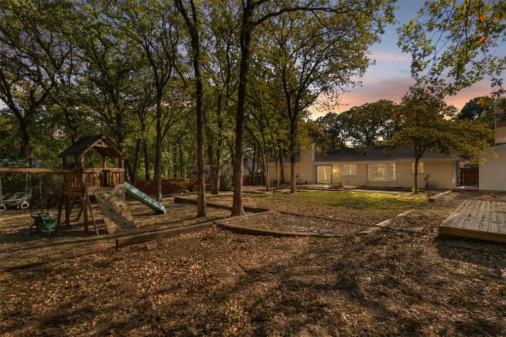 504 Chisolm Court Colleyville, TX 76034