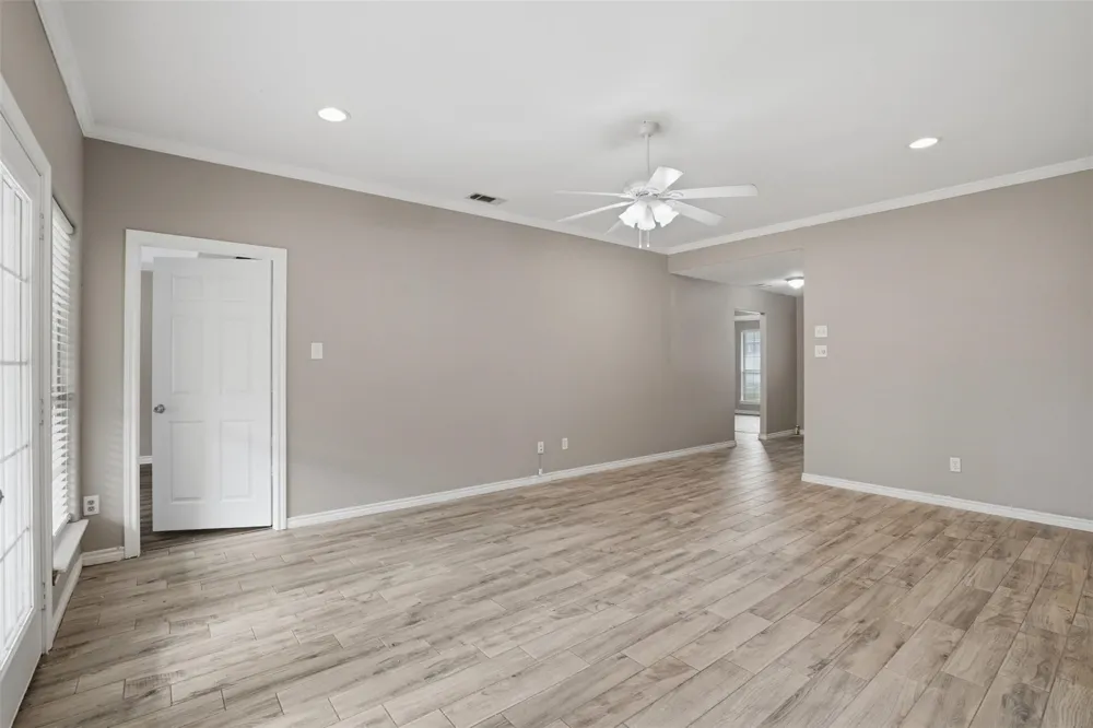 339 Outboard Drive Gun Barrel City, TX 75156