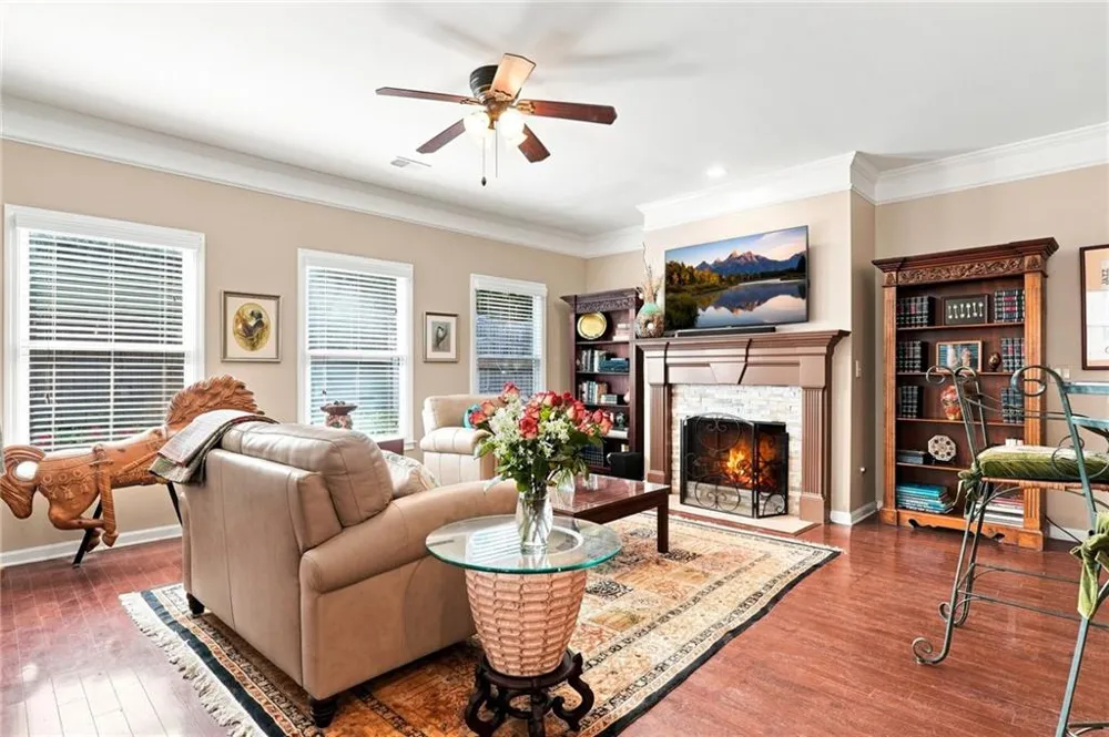 220 Water Oak Place Milton, GA 30009