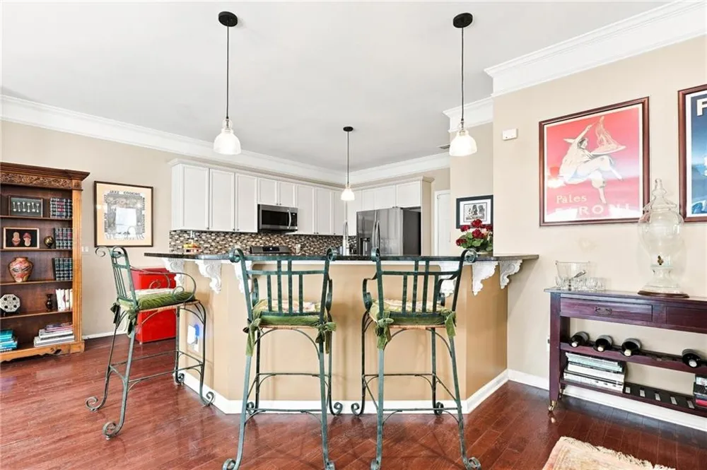 220 Water Oak Place Milton, GA 30009