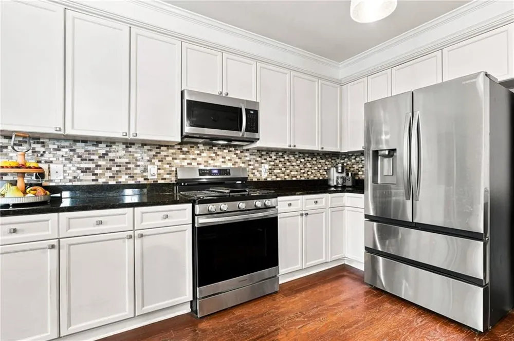 220 Water Oak Place Milton, GA 30009