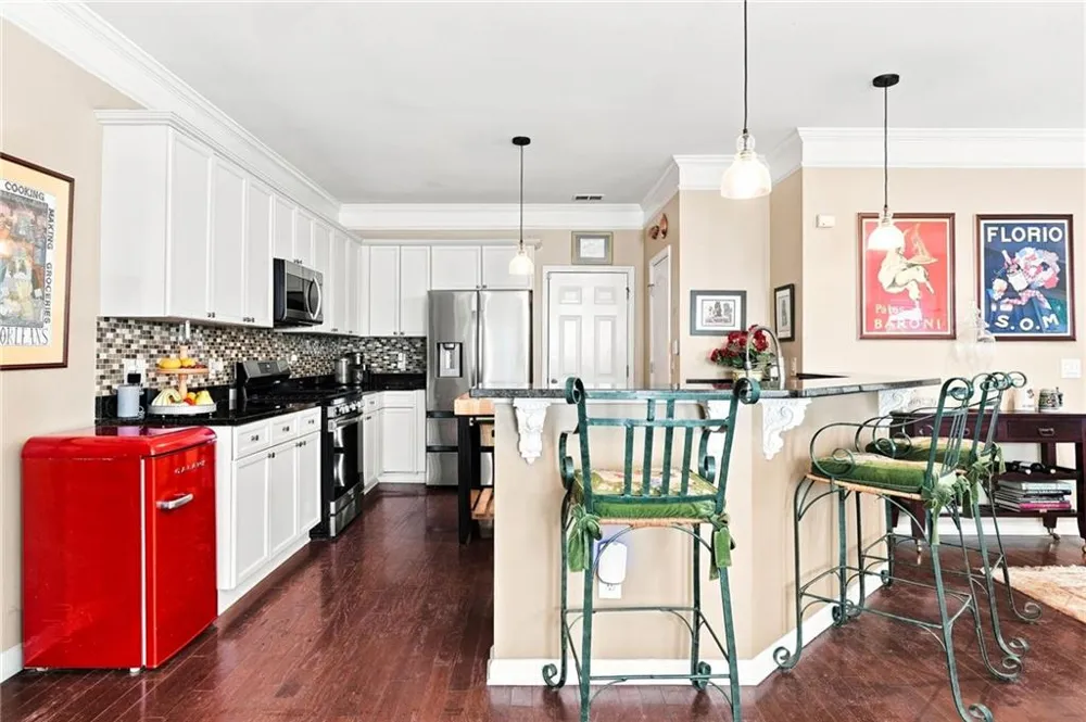 220 Water Oak Place Milton, GA 30009