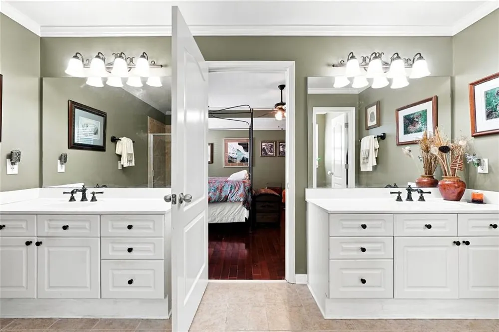 220 Water Oak Place Milton, GA 30009