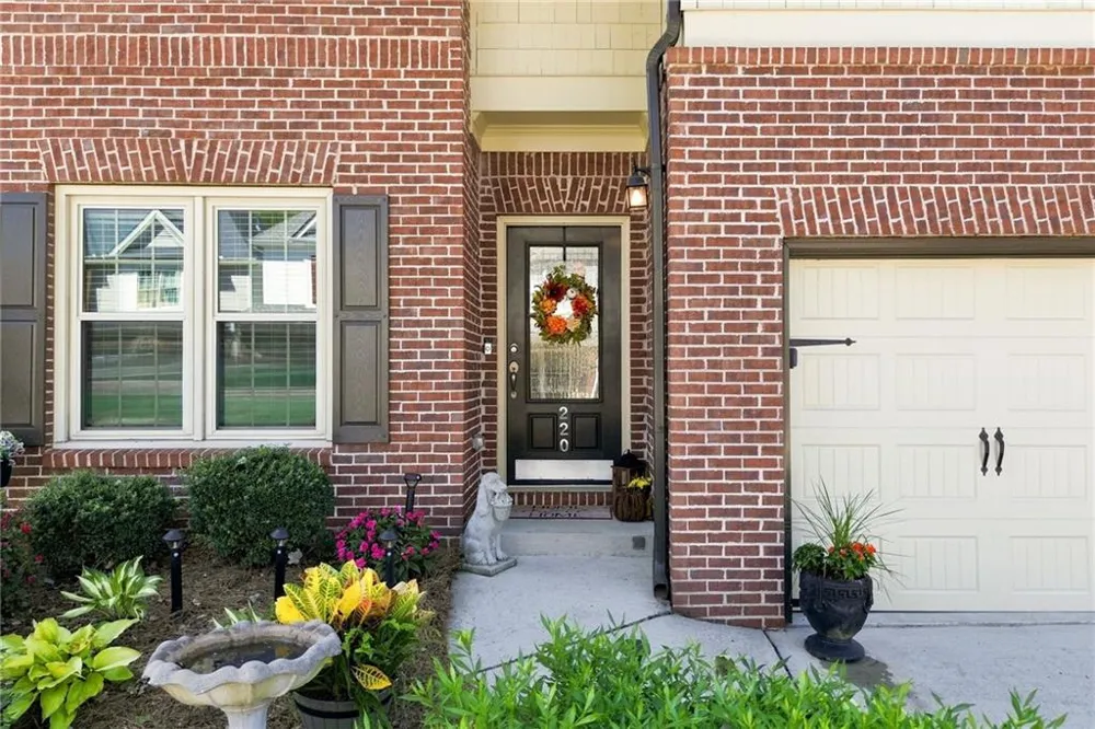 220 Water Oak Place Milton, GA 30009