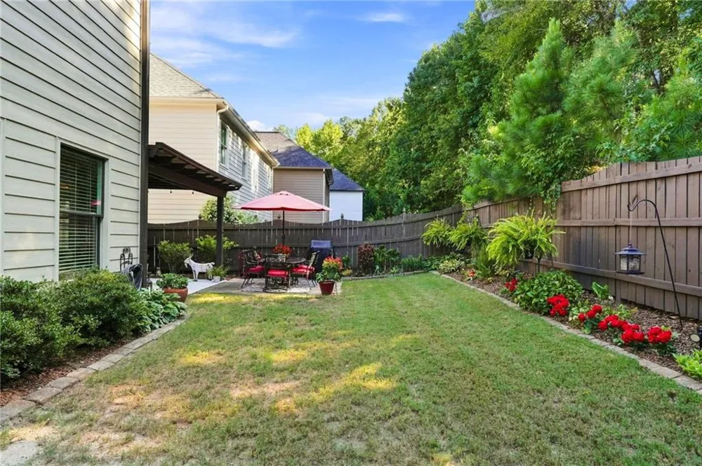 220 Water Oak Place Milton, GA 30009