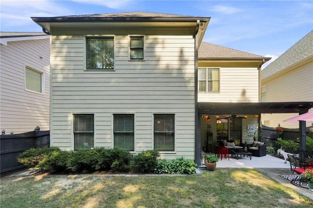 220 Water Oak Place Milton, GA 30009