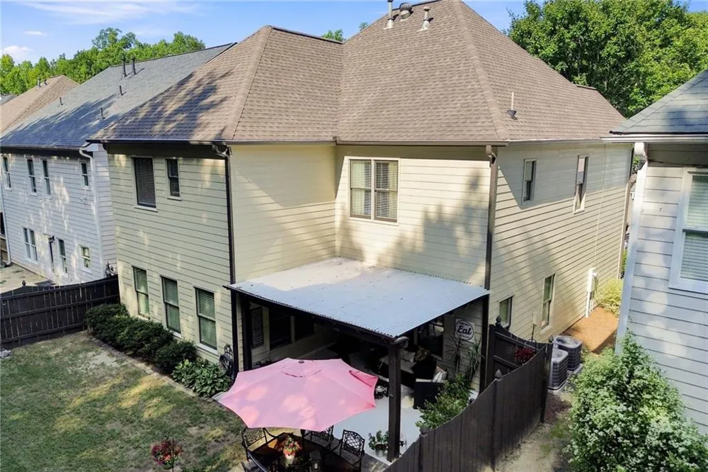 220 Water Oak Place Milton, GA 30009