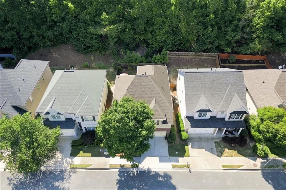 220 Water Oak Place Milton, GA 30009
