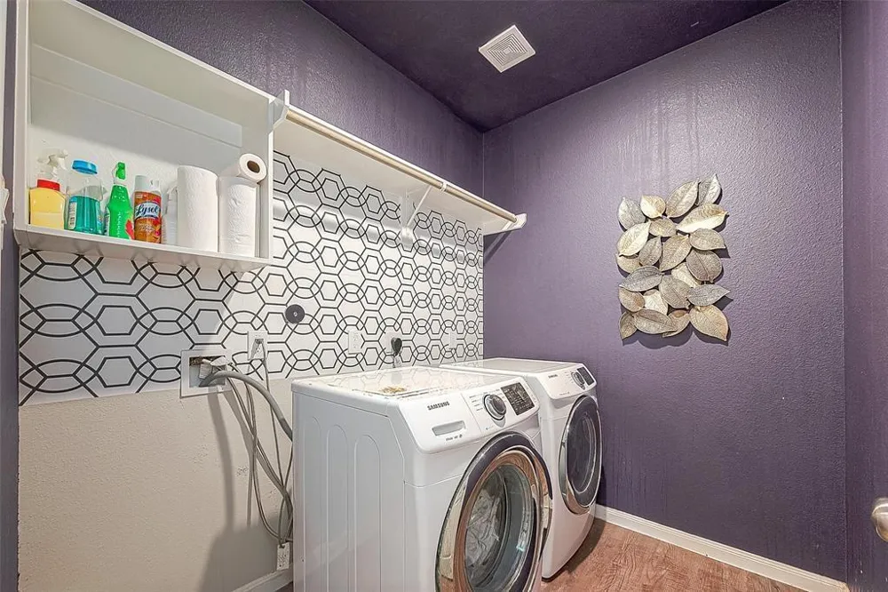 21029 Crinet Sq St Kingwood, TX 77339