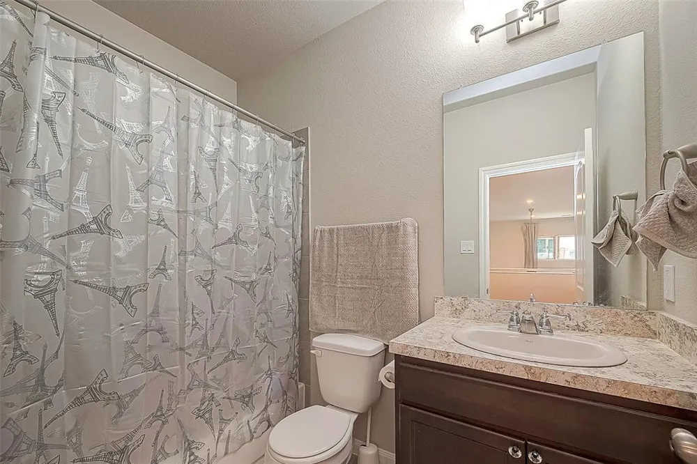 21029 Crinet Sq St Kingwood, TX 77339