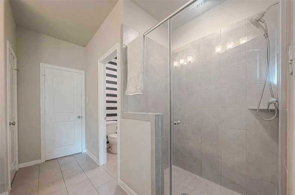 21029 Crinet Sq St Kingwood, TX 77339