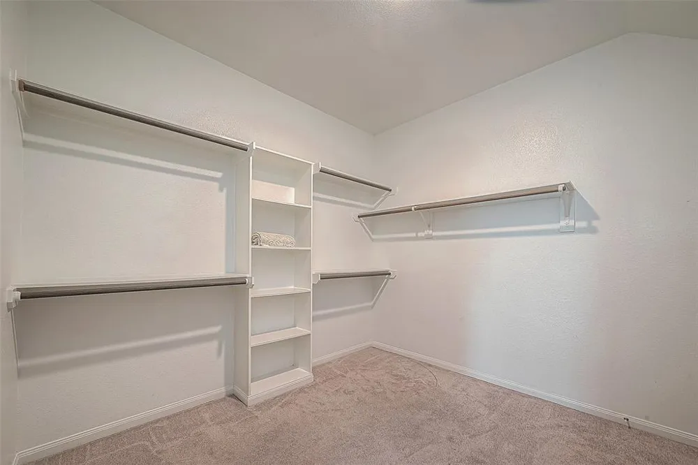 21029 Crinet Sq St Kingwood, TX 77339