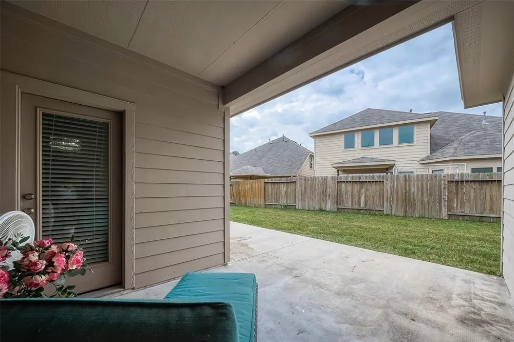 21029 Crinet Sq St Kingwood, TX 77339
