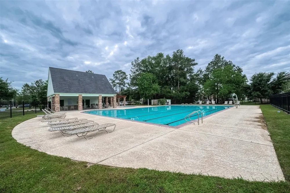 21029 Crinet Sq St Kingwood, TX 77339