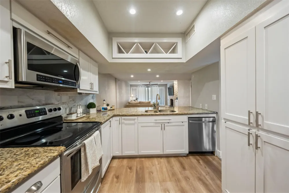 2019 Lakewood Court Willis, TX 77318