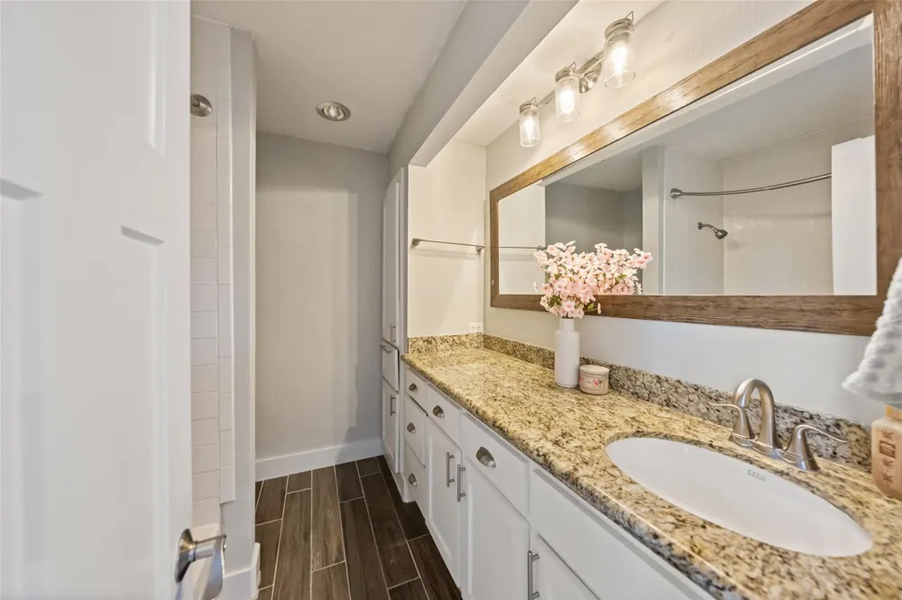 2019 Lakewood Court Willis, TX 77318