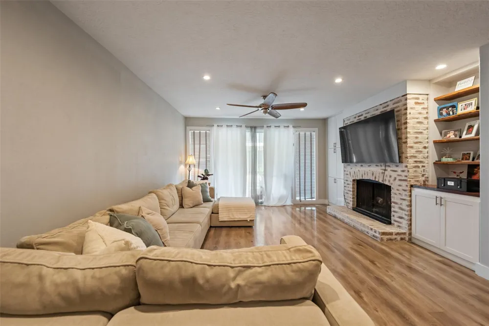 2019 Lakewood Court Willis, TX 77318