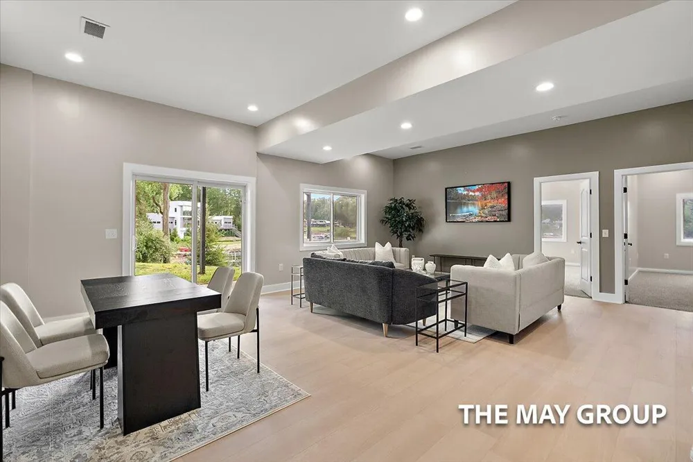 3443 Manderley Drive NE Grand Rapids, MI 49525