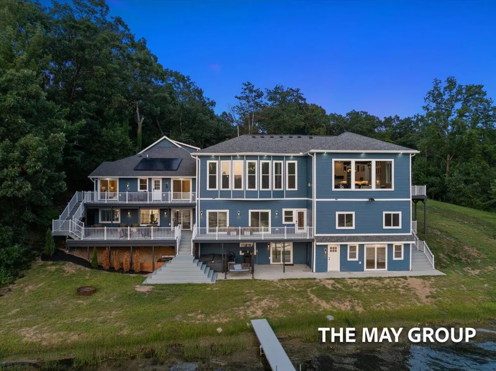 3443 Manderley Drive NE Grand Rapids, MI 49525