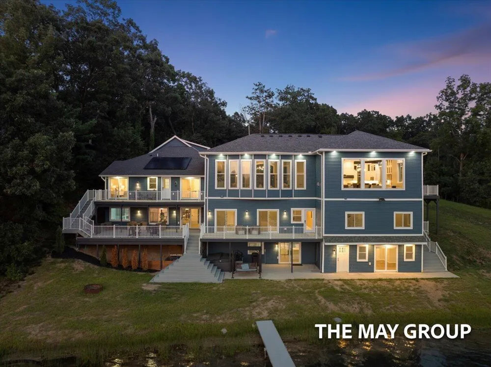 3443 Manderley Drive NE Grand Rapids, MI 49525