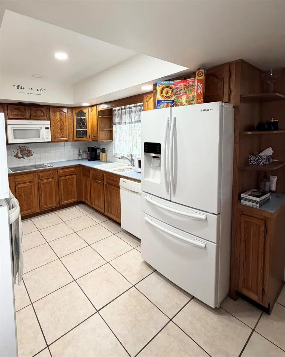 909 NE 3rd Street Belle Glade, FL 33430