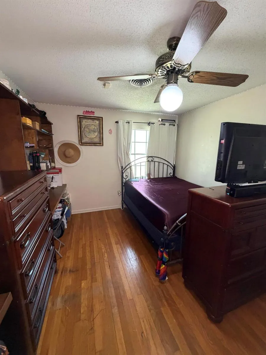 909 NE 3rd Street Belle Glade, FL 33430
