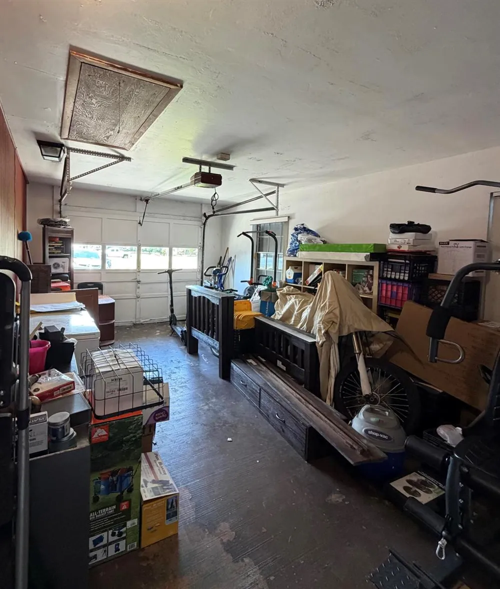 909 NE 3rd Street Belle Glade, FL 33430