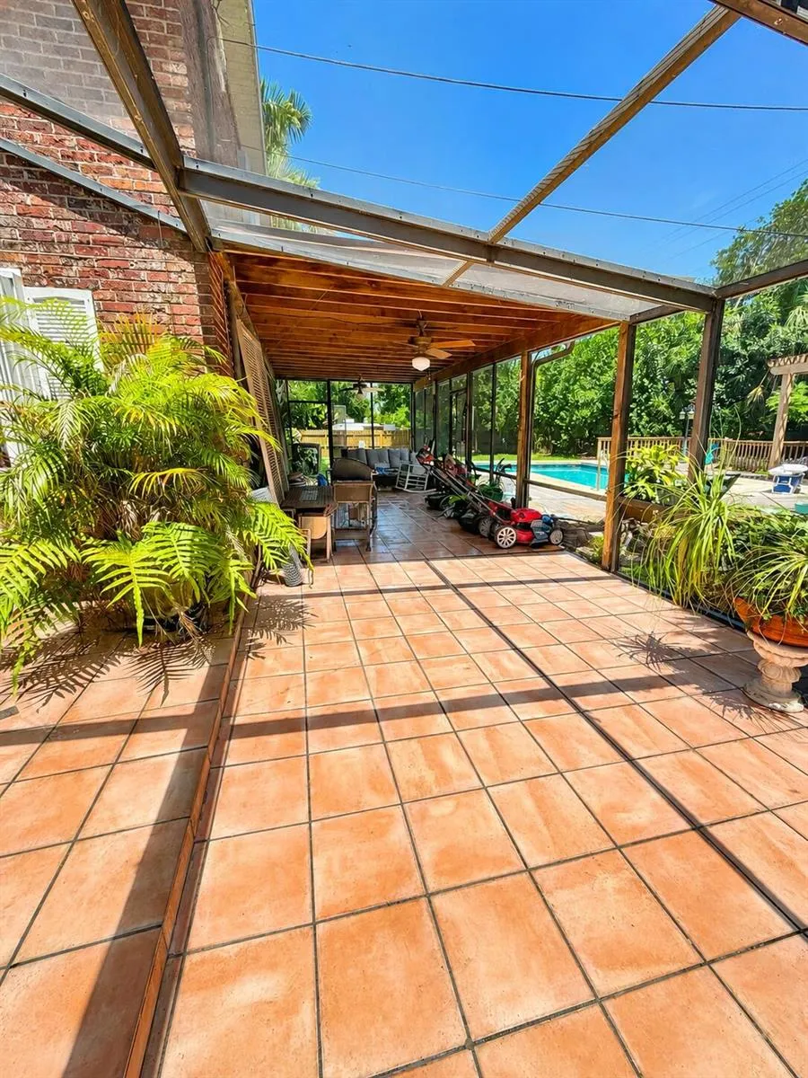 909 NE 3rd Street Belle Glade, FL 33430